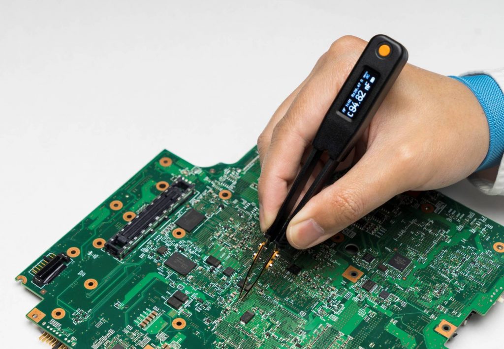 An Elite LCR Meter for SMD Components