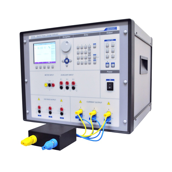 M133Ci 3F Power & Energy Calibrator MEATEST M1-33Ci 3F Power & Energy Calibrator - Görsel 1